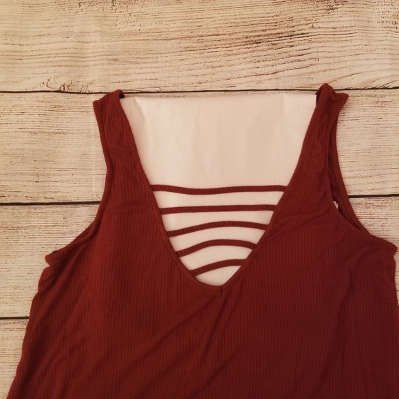 Socialite Rust Tank Top - Picture 5 of 5